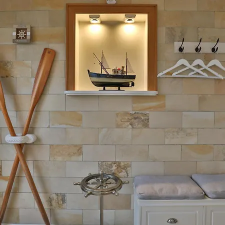 Nautic Lounge 45