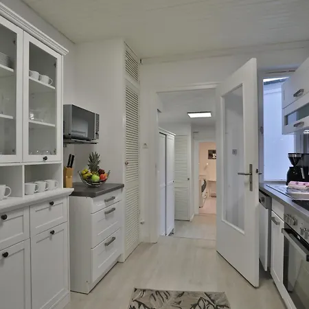 Nautic Lounge 45